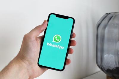 Fitur chat WhatsApp ke nomor sendiri mulai digulirkan untuk beberapa pengguna WhatsApp versi beta.